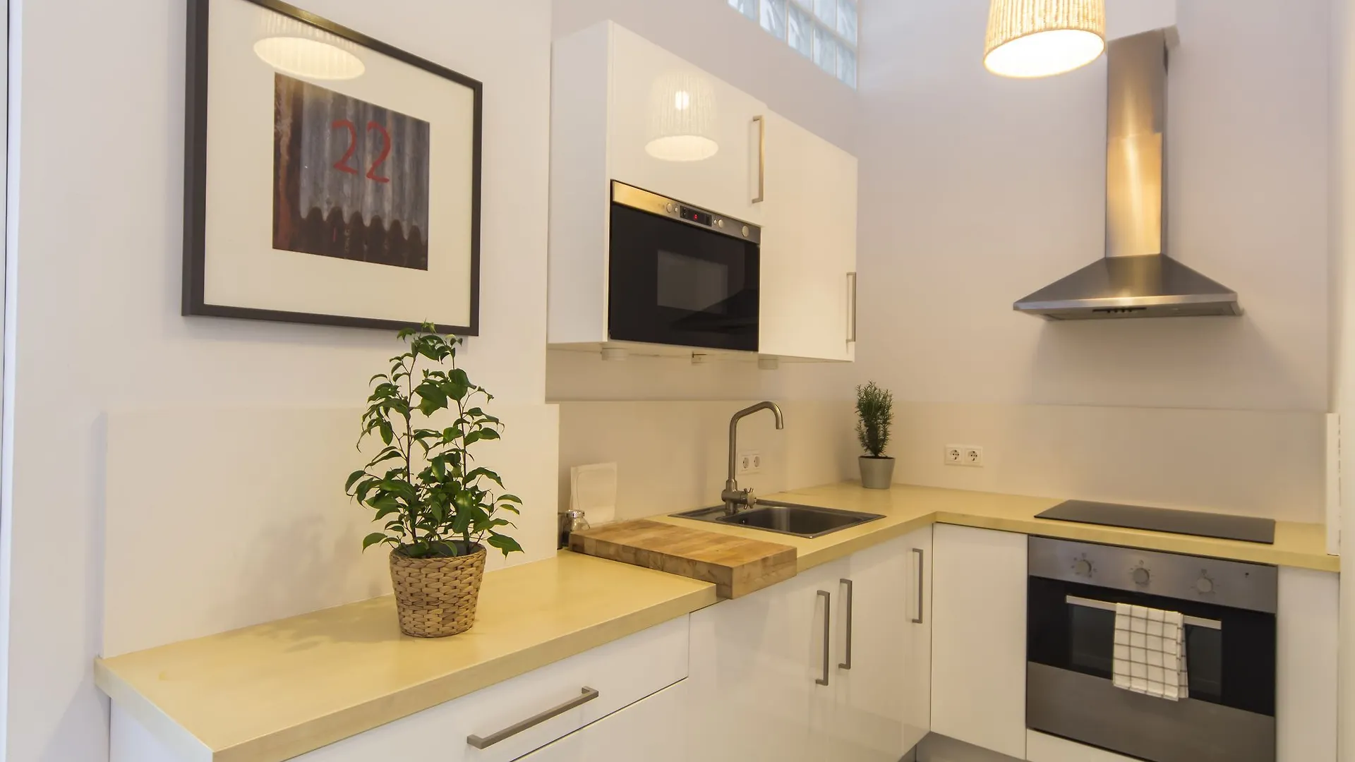 Apartamentos Malaga Picasso 0*,  Spanien