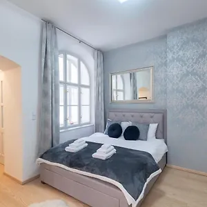 https://quiet-apartment-in-the-heart-of-old-town-centre.praguehotelsweb.com